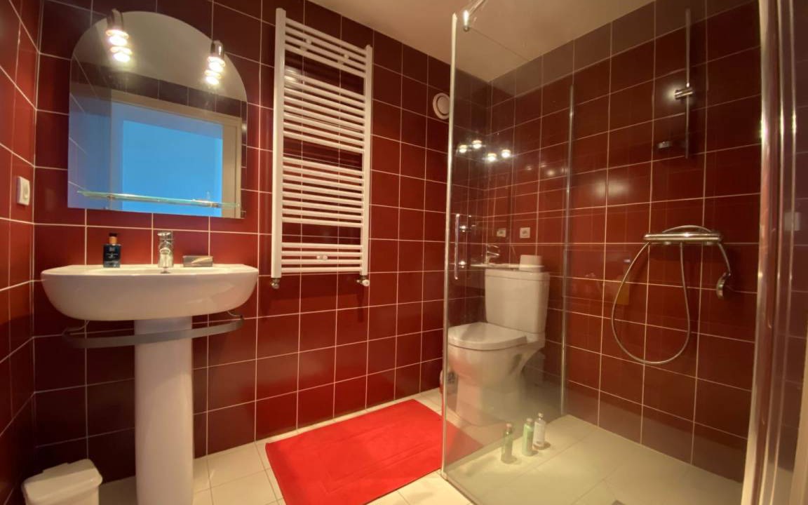 Photo of Bathroom in Feuguerolles-Bully