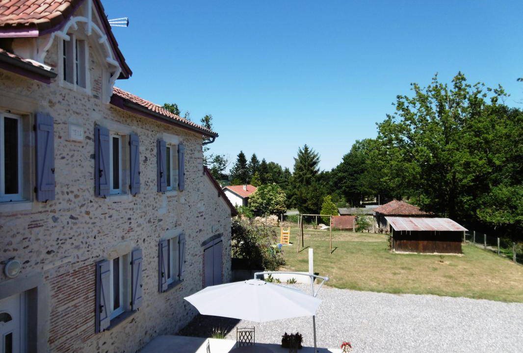 Photo of Others in Montsoue
