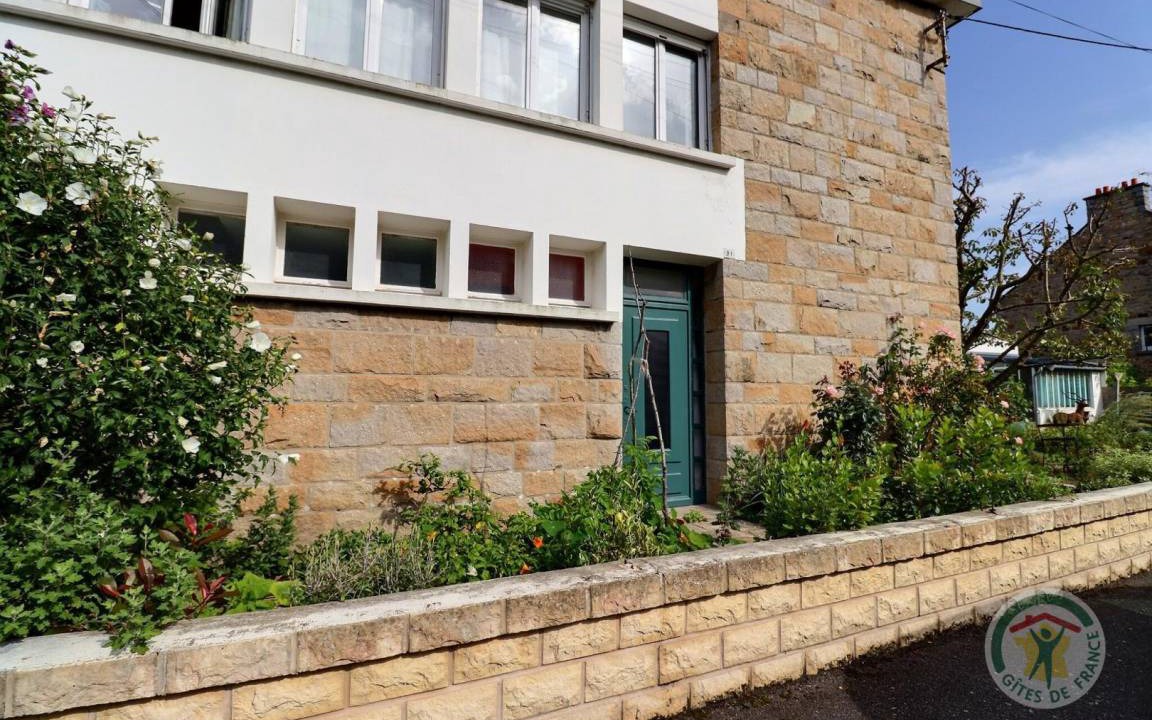 Photo of Others in Esperance-Cottages