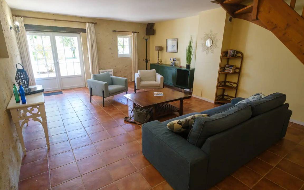 Photo of Livingroom in Lamothe-Montravel