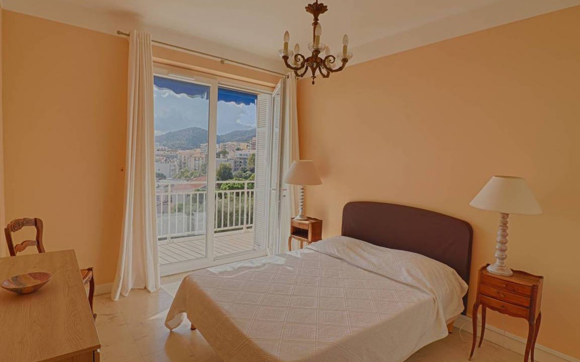 Photo of Bedroom in Ajaccio