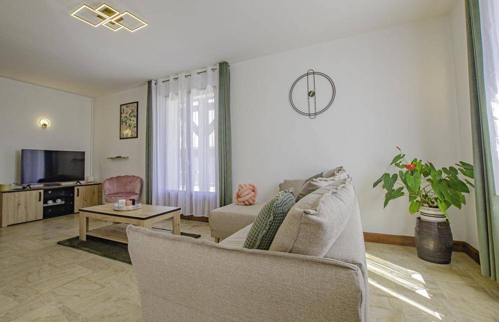 Photo of Livingroom in Chavanges