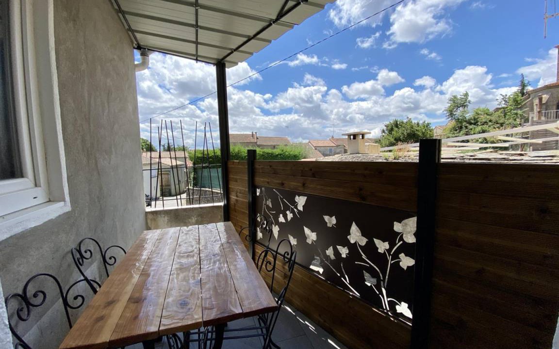 Photo of Patio Balcony in Villaniere