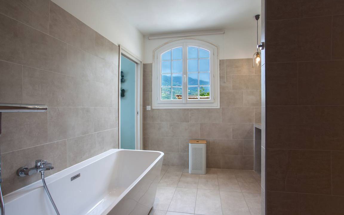 Photo of Bathroom in Figarella
