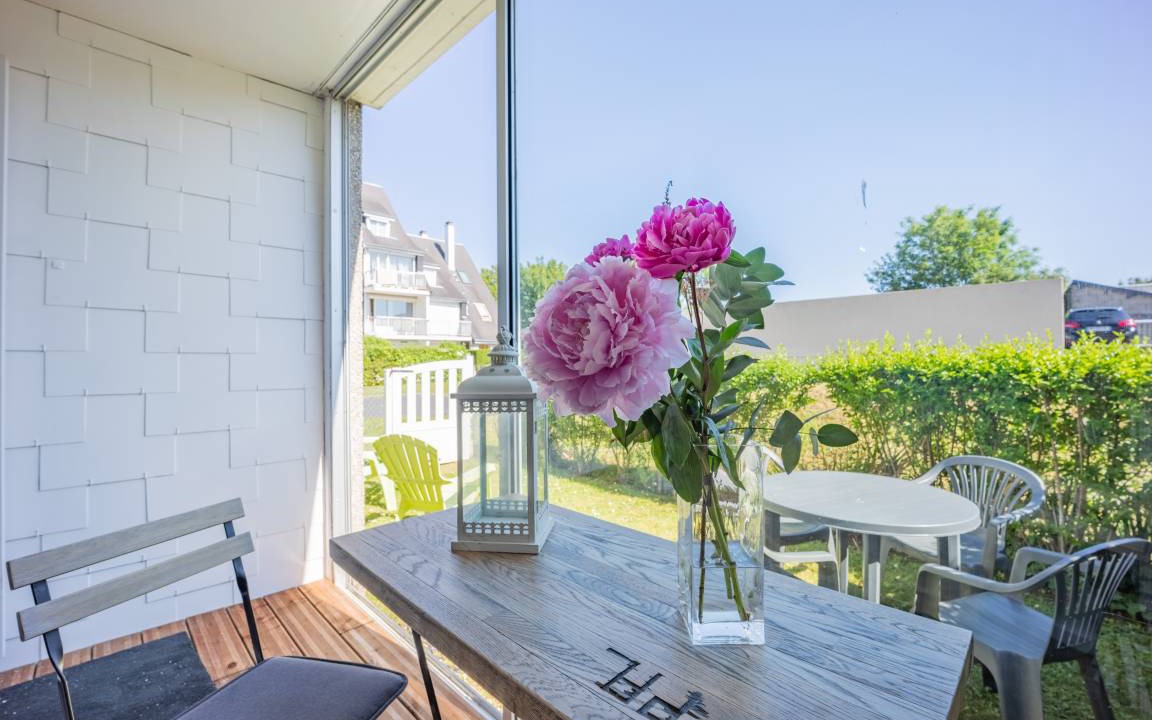 Photo of Patio Balcony in Luc-sur-Mer