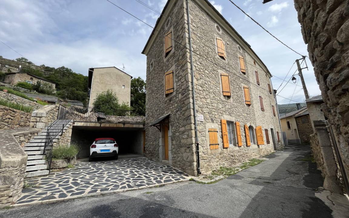 Photo of Others in Angoustrine
