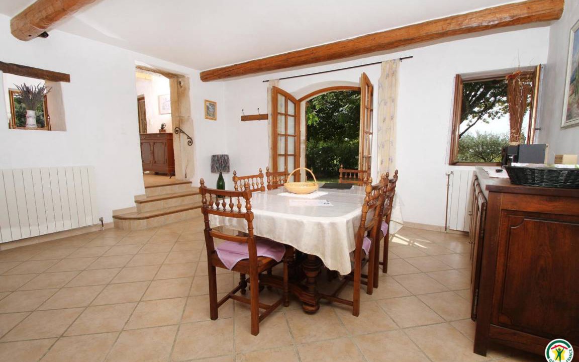 Photo of Others in Rousset-les-Vignes