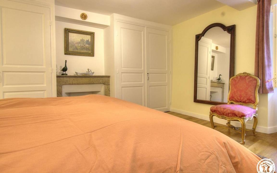 Photo of Bedroom in Saint-Bernard