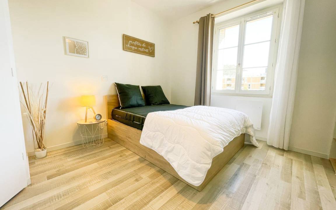Photo of Bedroom in Saint-Martin-le-Vinoux