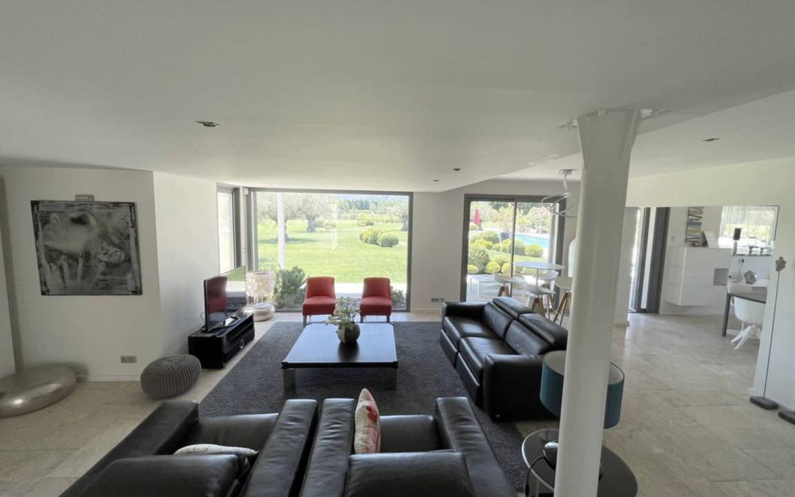 Photo of Livingroom in St.-Remy-de-Provence