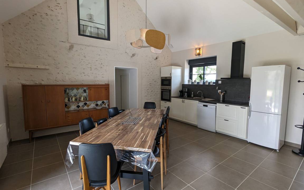 Photo of Others in Huisseau-sur-Mauves