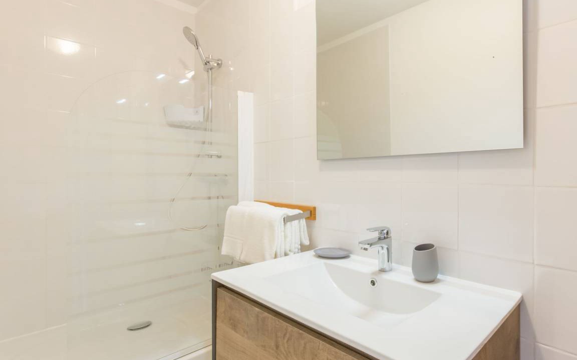 Photo of Bathroom in Locquirec