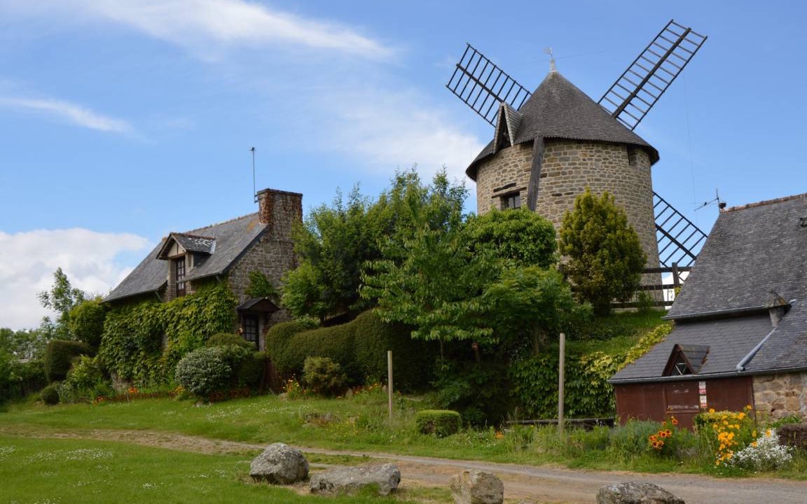 Photo of Others in Dol-de-Bretagne