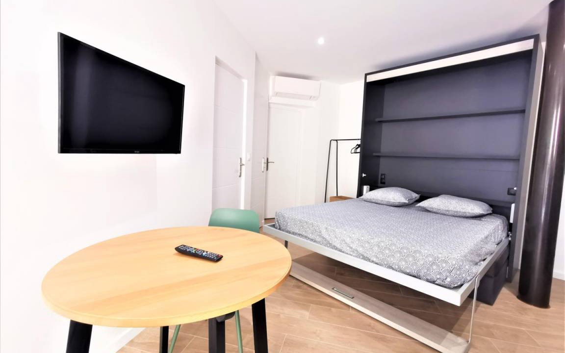 Photo of Bedroom in Marseillan