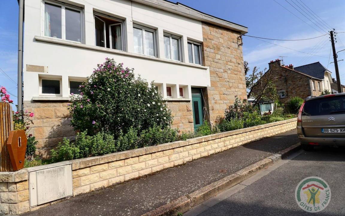 Photo of Others in Esperance-Cottages