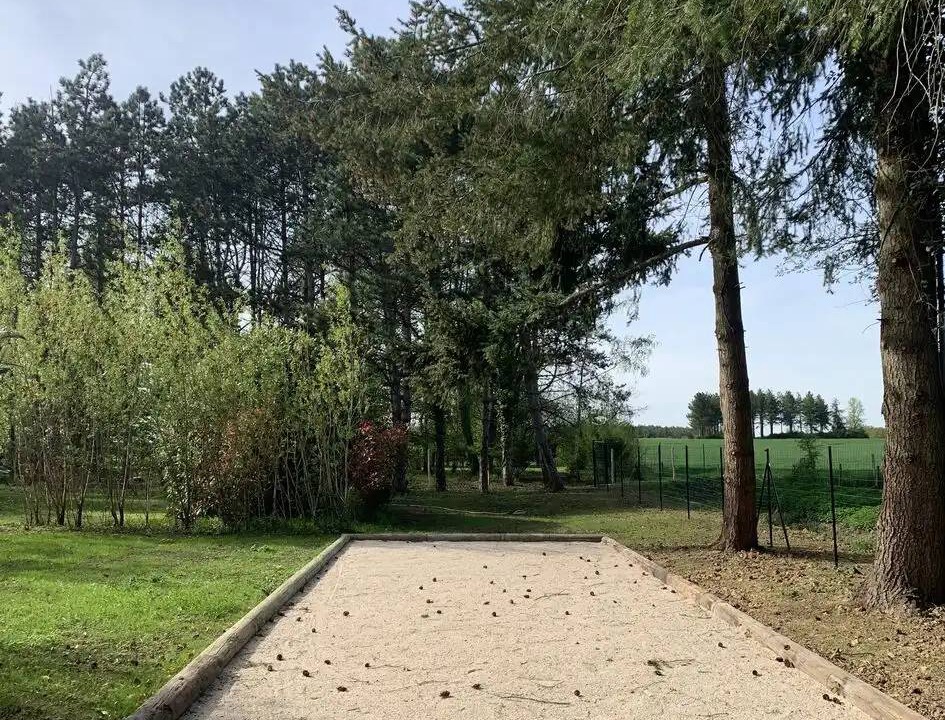 Photo of Others in Monteaux
