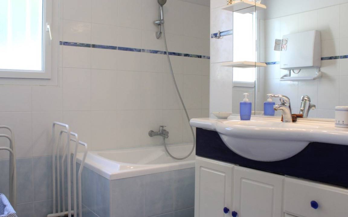 Photo of Bathroom in Cheray