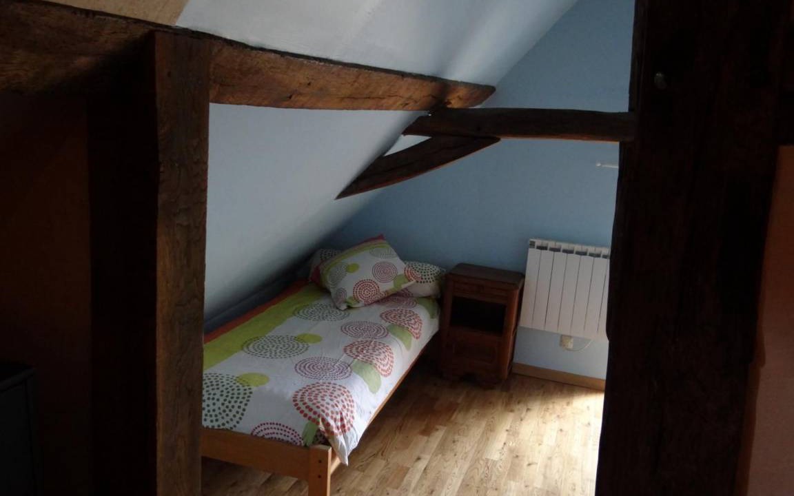 Photo of Bedroom in Asnieres sur Vegre