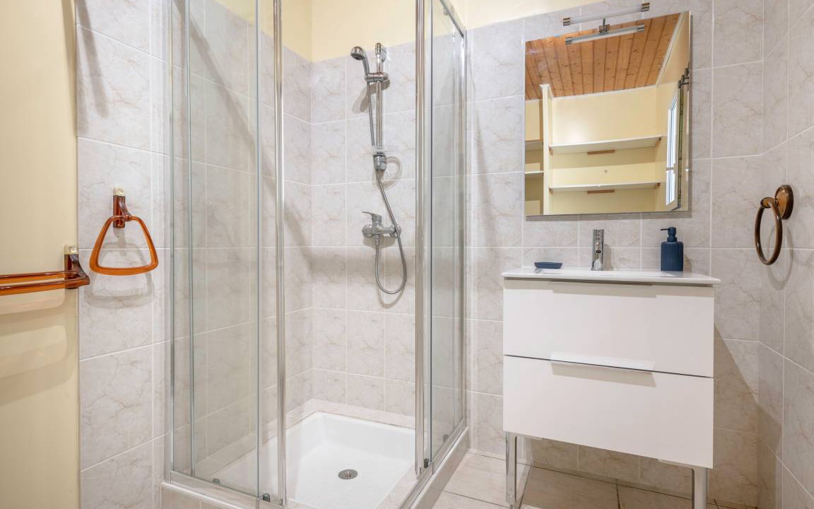 Photo of Bathroom in Saint-Michel-Chef-Chef