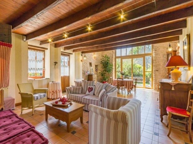 Photo of Livingroom in Saint-Lyphard