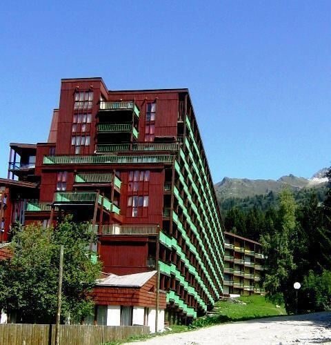 Photo of Buildings in Arc-1800