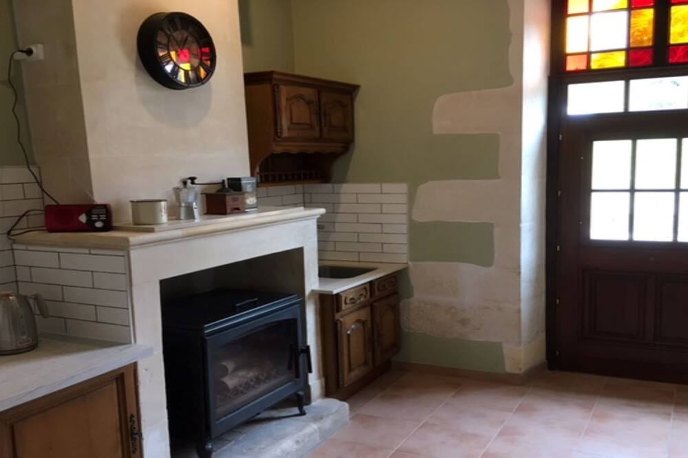 Photo of Kitchen in Ecurat