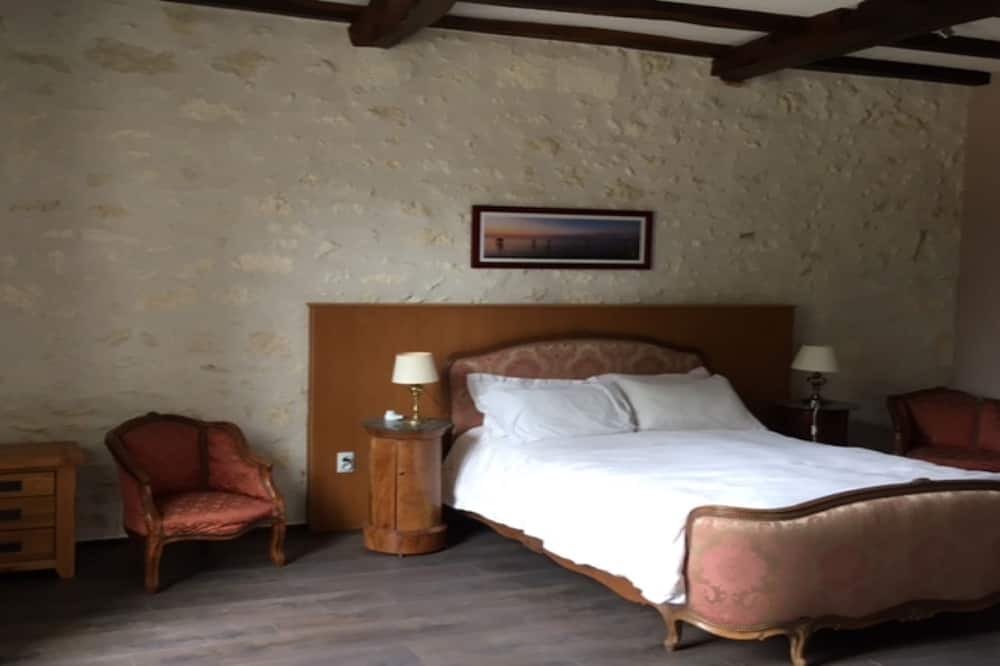 Photo of Bedroom in Ecurat