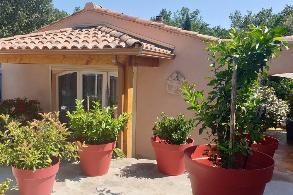 Photo of Outdoor in Forcalqueiret