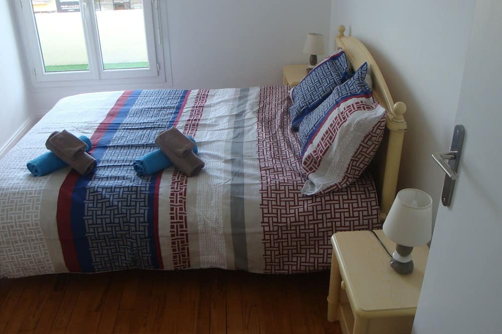 Photo of Bedroom in Lanester