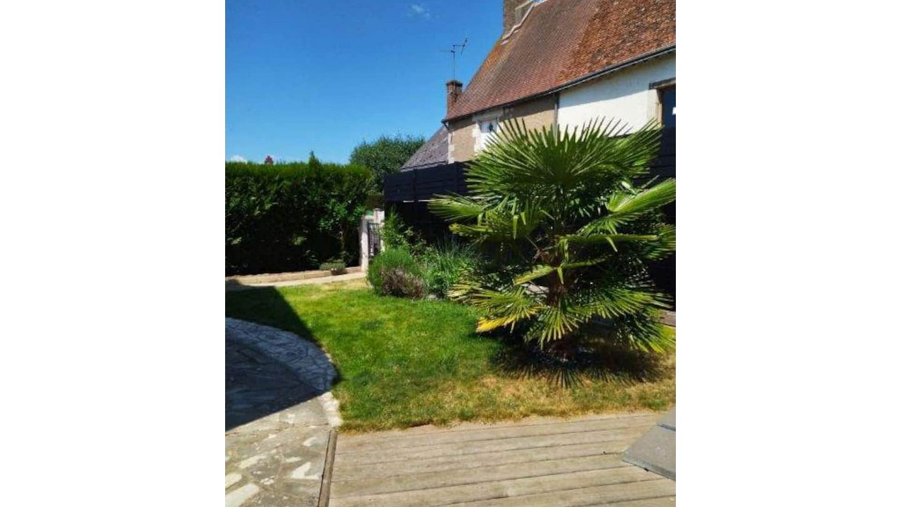 Photo of Outdoor in Veuves