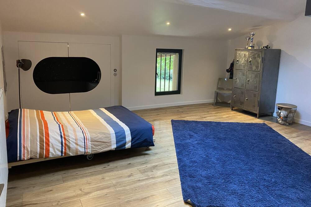 Photo of Bedroom in Etoile-sur-Rhone
