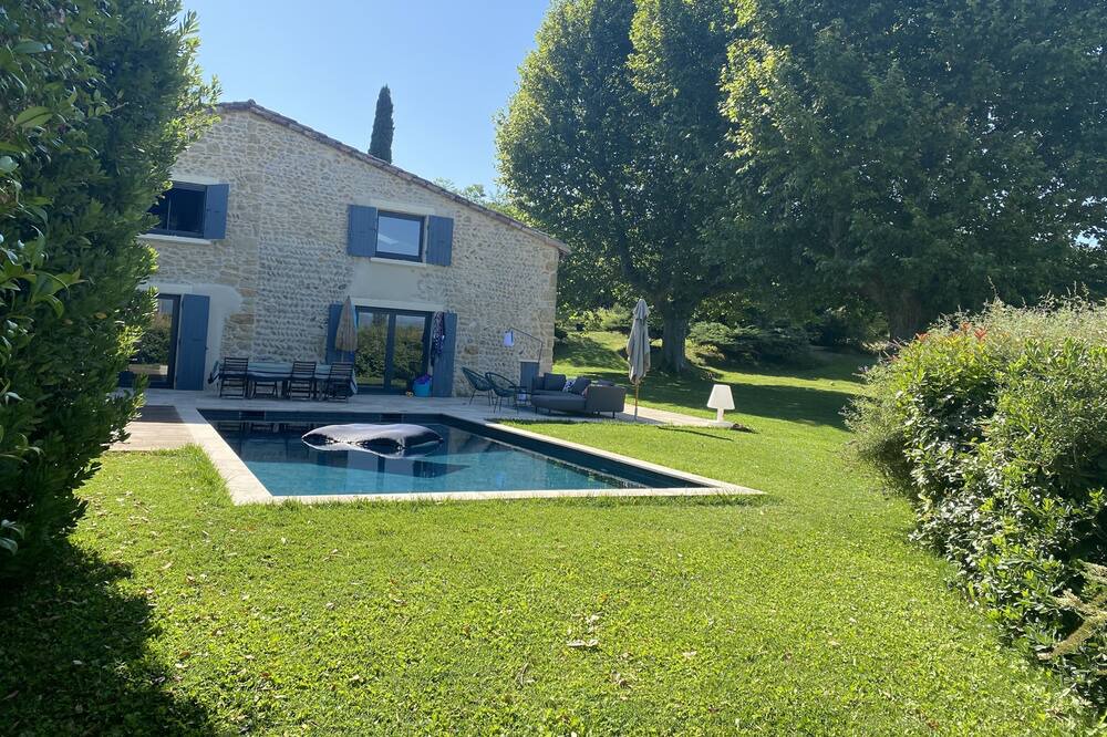 Photo of Outdoor in Etoile-sur-Rhone