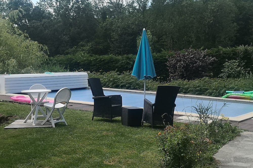 Photo of Outdoor in Evires