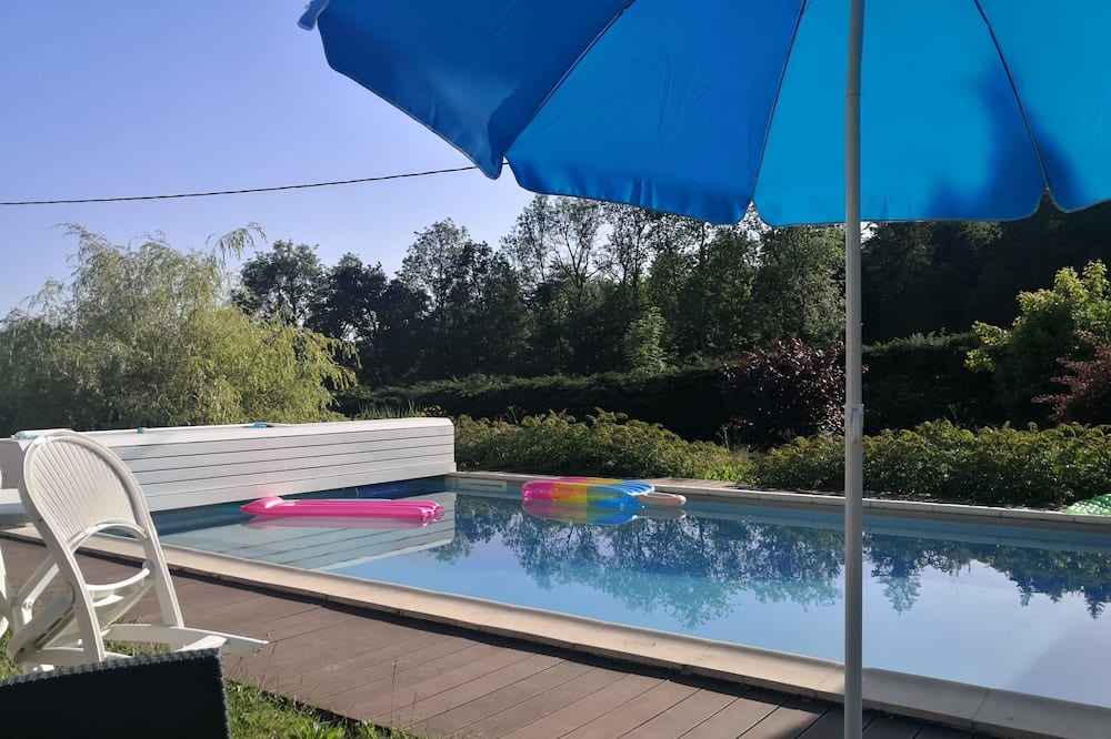 Photo of Outdoor in Evires