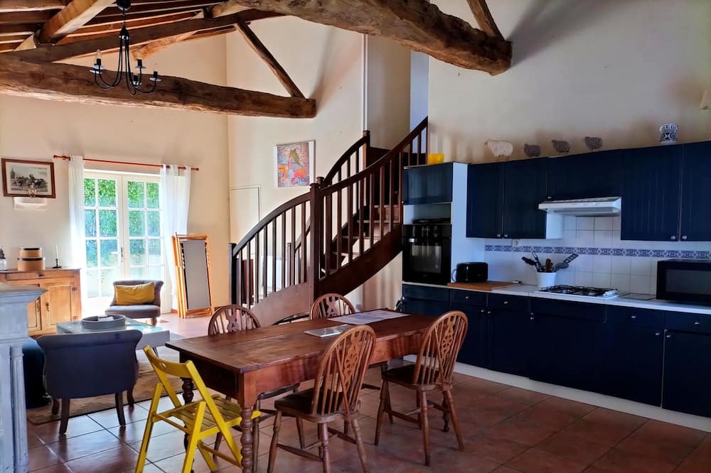 Photo of Kitchen in Bazoges-en-Pareds