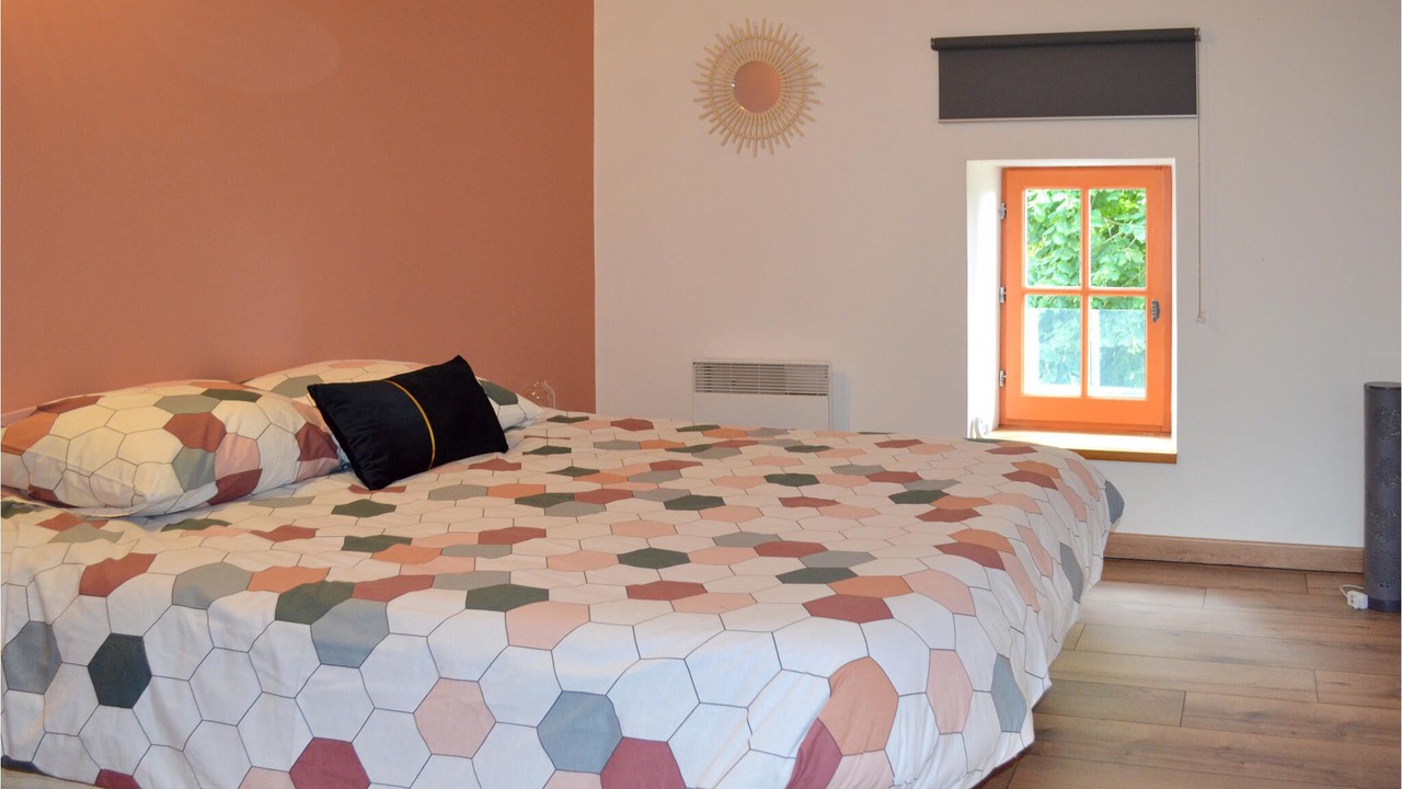Photo of Bedroom in Eyrans