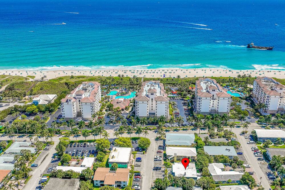 Photo of Others in Palm Beach Shores