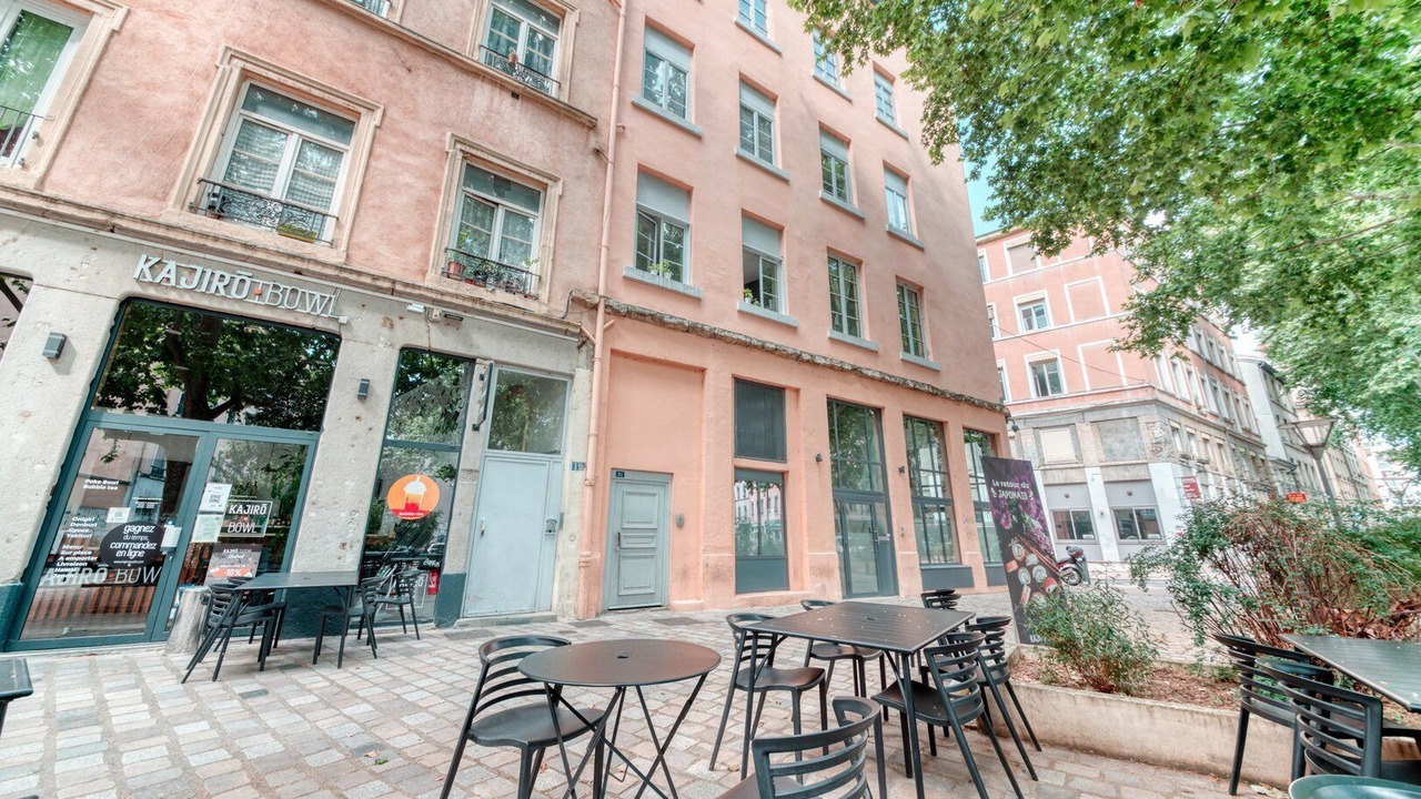 Photo of Outdoor in Voltaire - Saint Amour
