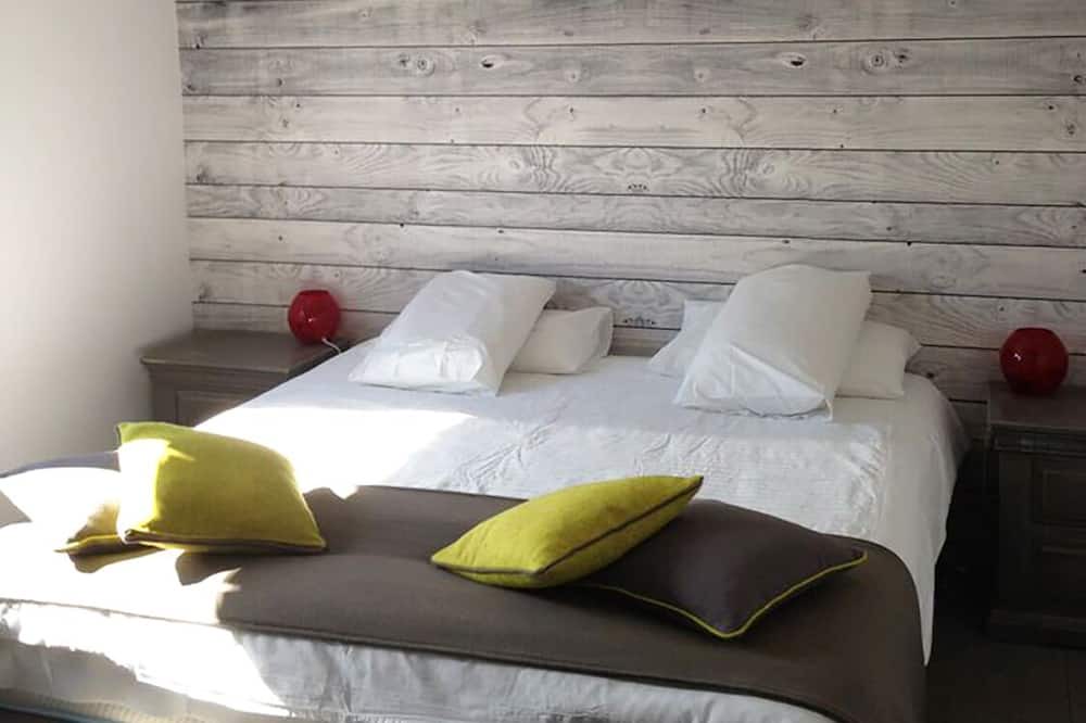 Photo of Bedroom in Capdrot
