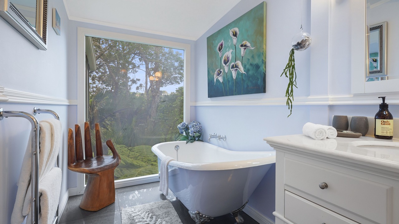 Photo of Bathroom in Titirangi