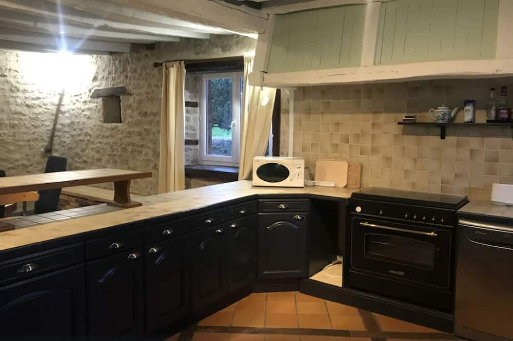Photo of Kitchen in La Trimouille