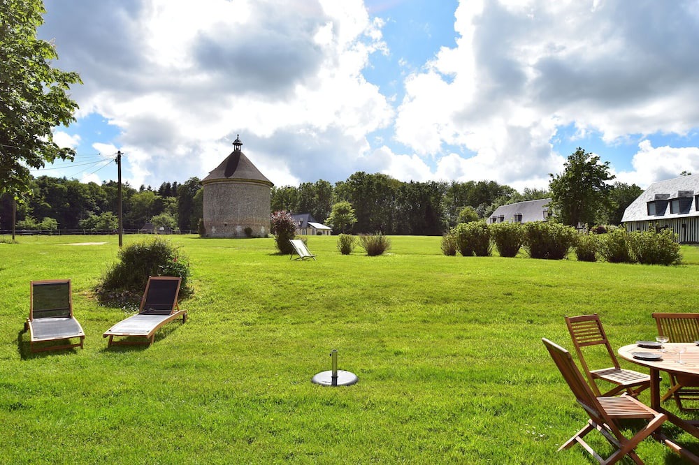 Photo of Outdoor in Asnieres