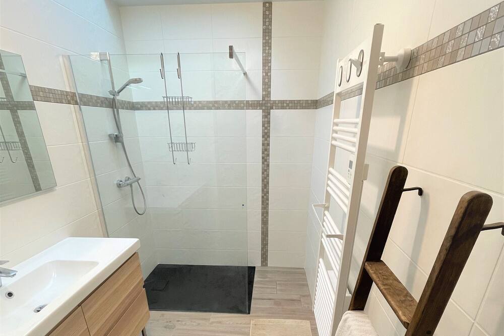 Photo of Bathroom in Kokotia