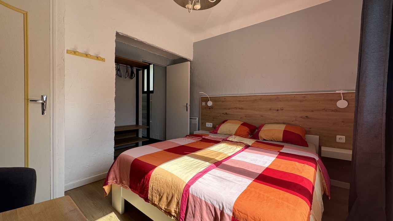 Photo of Bedroom in Castellane