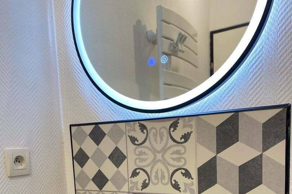 Photo of Bathroom in Poitiers