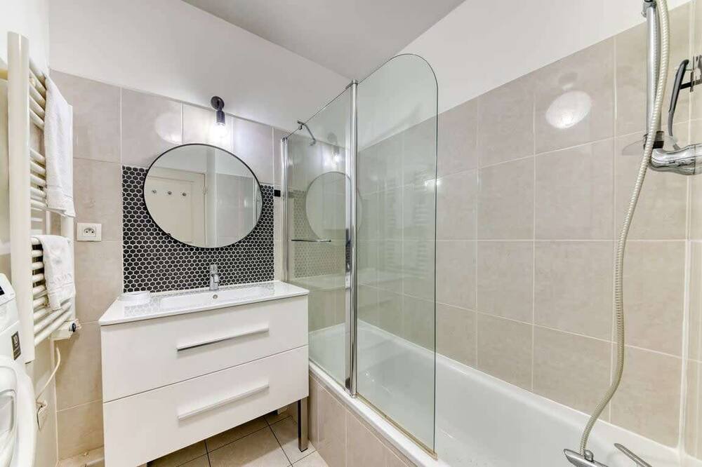 Photo of Bathroom in Villette - Maisons Neuves