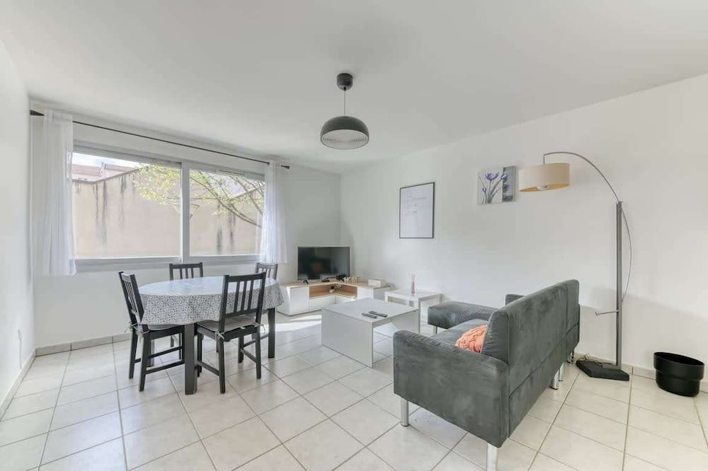 Photo of Livingroom in Villette - Maisons Neuves