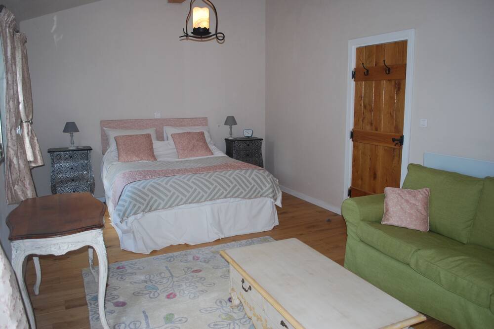 Photo of Bedroom in Fenouillet-du-Razes
