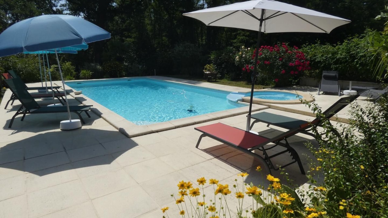 Photo of Outdoor in Lacquy
