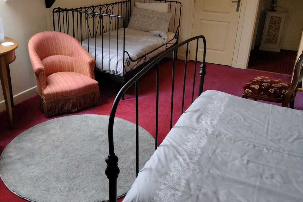 Photo of Bedroom in Lescouet-Gouarec